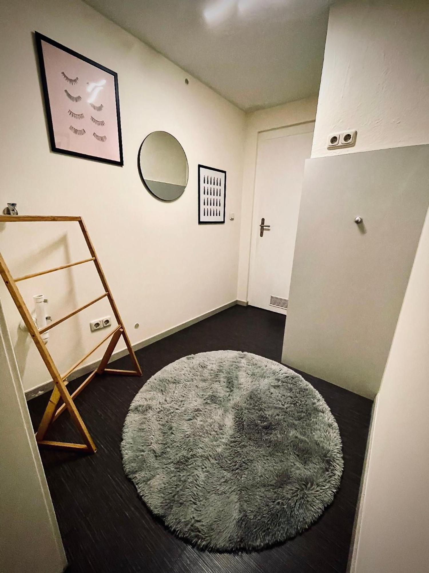# One Apartment'S / Parkplatz / Schlossplatz 科堡 外观 照片